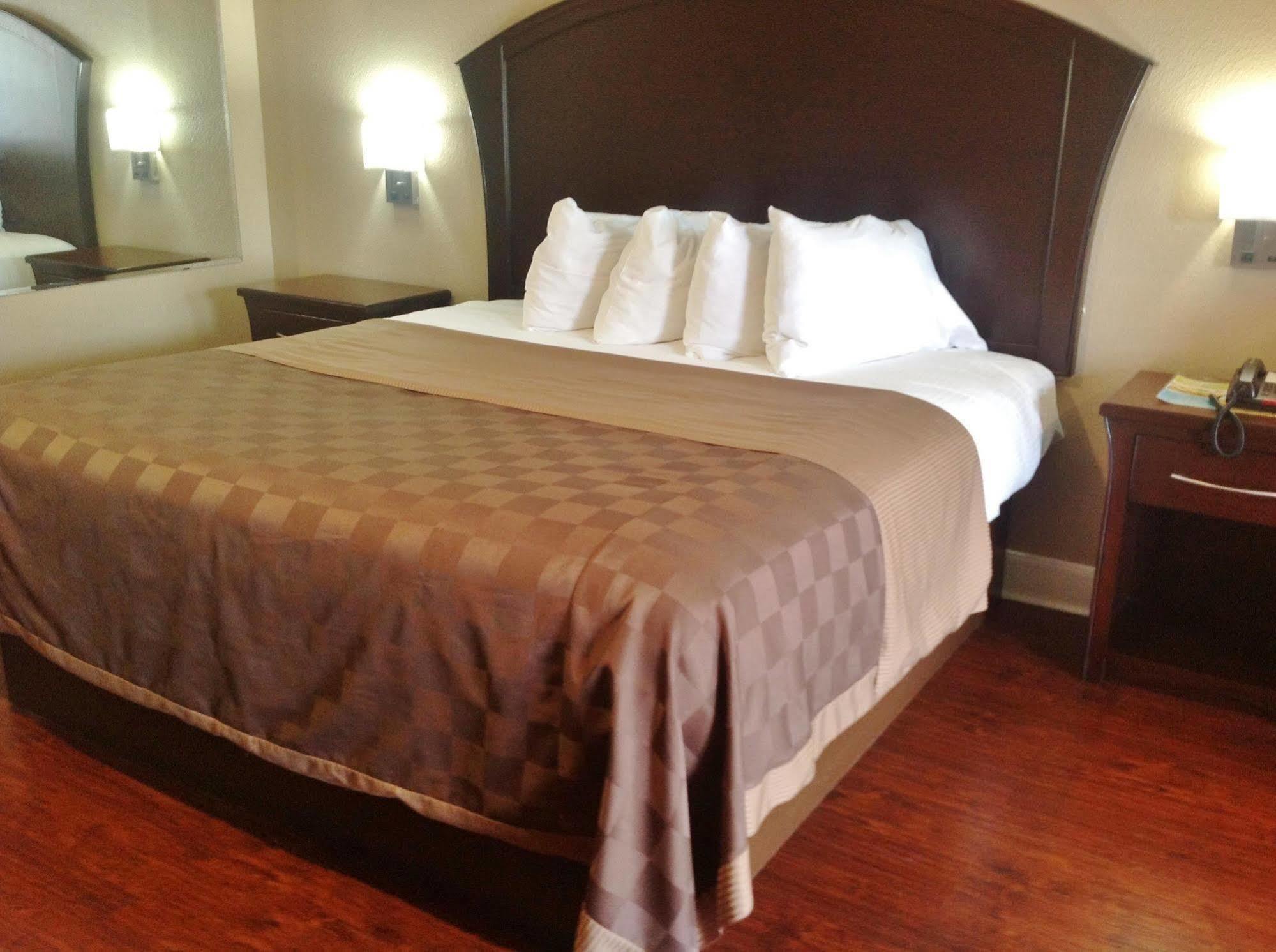 Americas Best Value Inn And Suites Houston / Tomball Parkway Exteriér fotografie